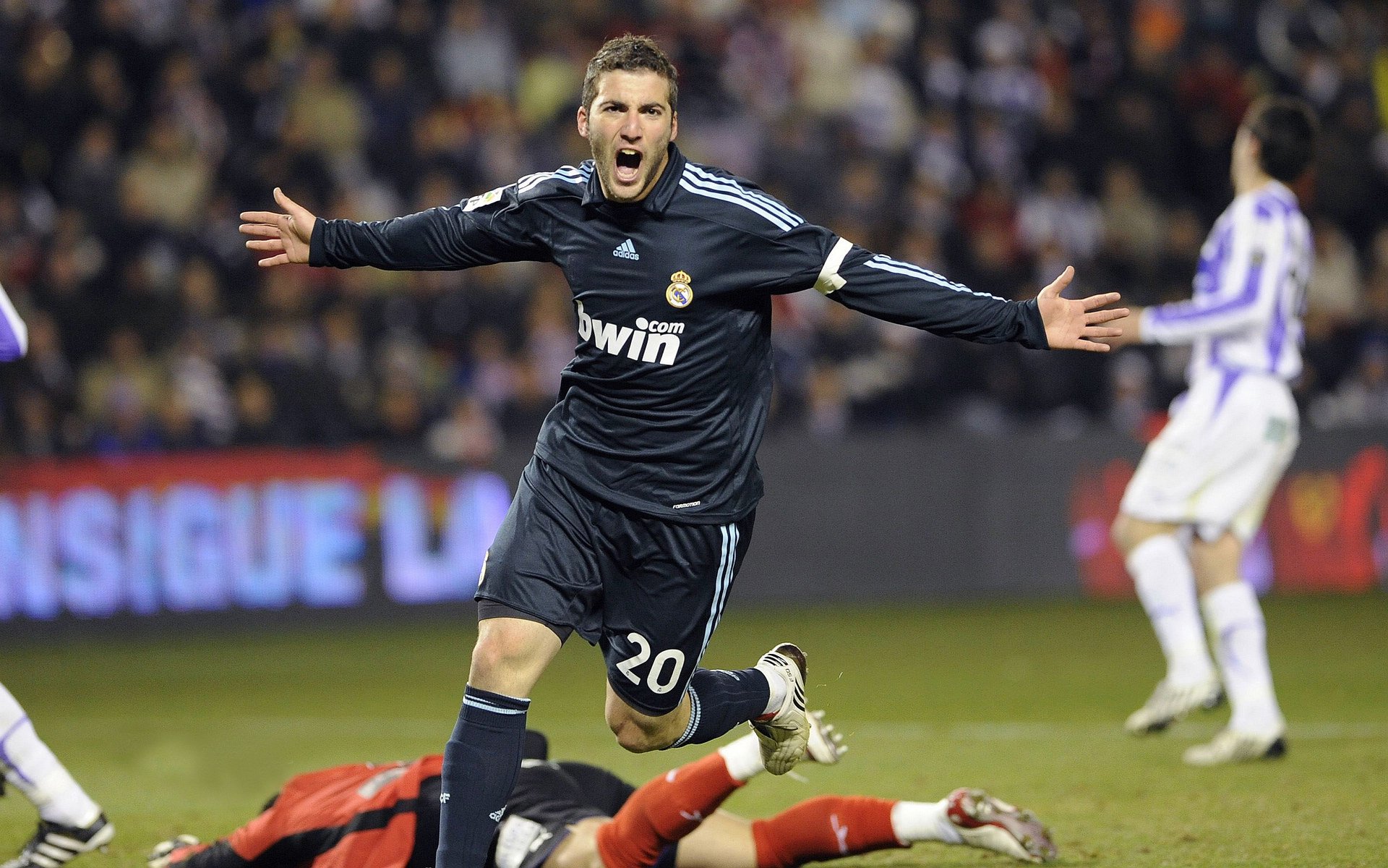 从中超联赛看中国足球 热血走势凸显希望,中超足协杯赛程2021